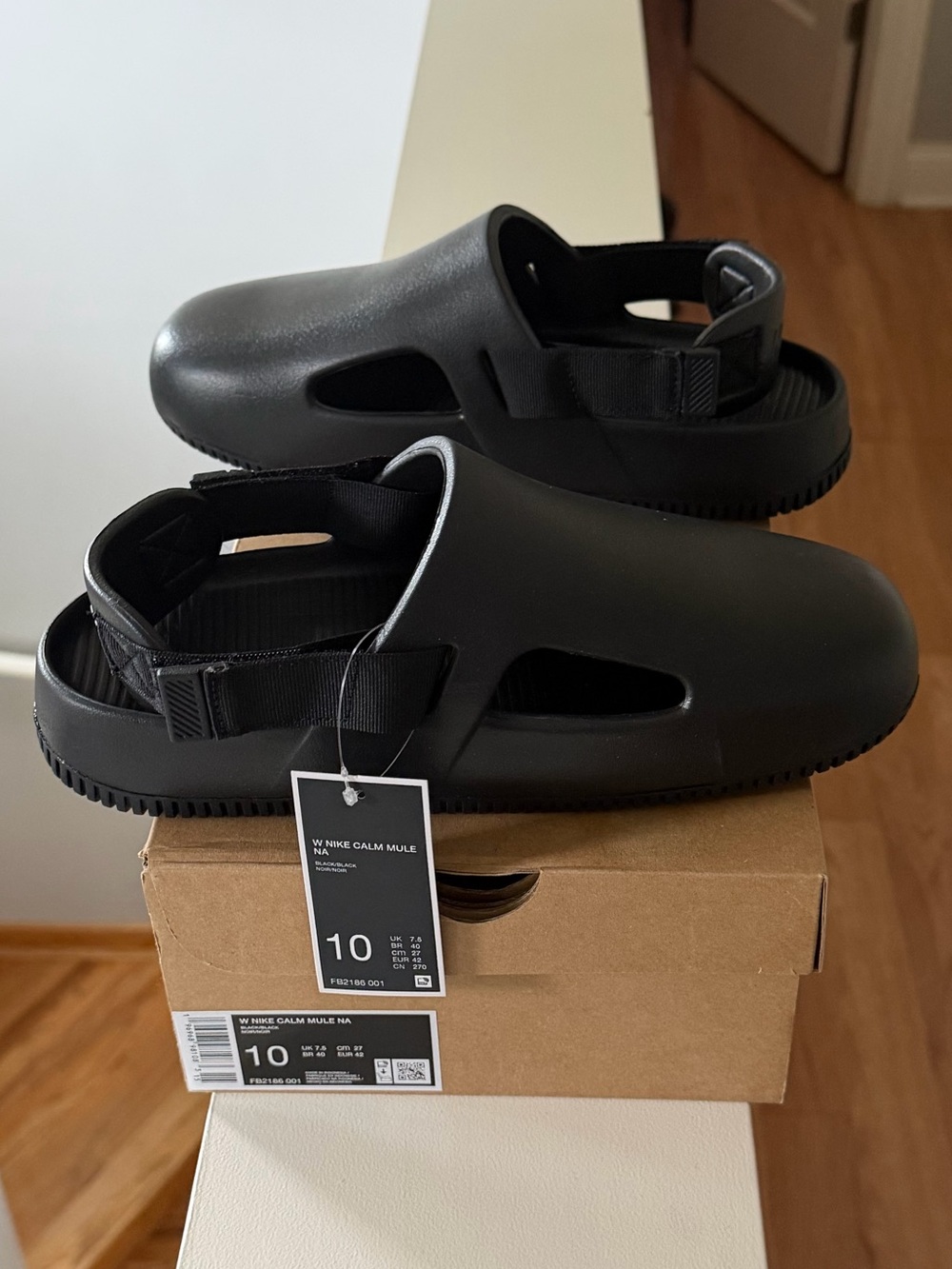 Brand new”NIKE calm mule na”slippers(unisex).Size-W-10,M-9.Color-black/noir🖤 - Picture 6 of 11